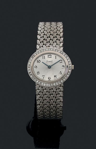 PIAGET
Belle montre bracelet de dame en or...