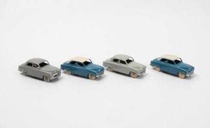 DINKY TOYS FRANCE
Set of 4 Simca 
