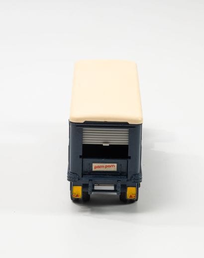 DINKY TOYS FRANCE
Unic Esterel tractor-trailer...