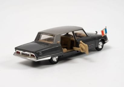 DINKY TOYS FRANCE
Citroën Présidentielle...