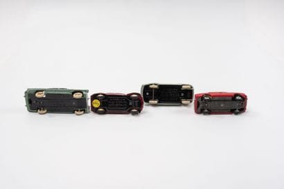 DINKY TOYS FRANCE
Lot including:
-Simca Vedette...