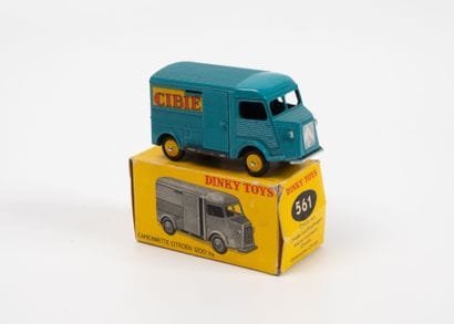 DINKY TOYS FRANCE
Truck Citroën 1200 Kg Cibié...
