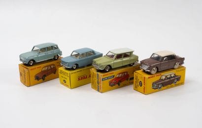 DINKY TOYS FRANCE
Lot including :
-Ami 6...