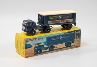 DINKY TOYS FRANCE
Unic Esterel tractor-trailer...