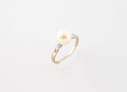 Platinum and white gold (750) ring centered...