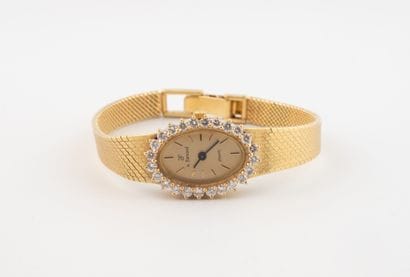 A. FLAMAND
Ladies' wristwatch in yellow gold...