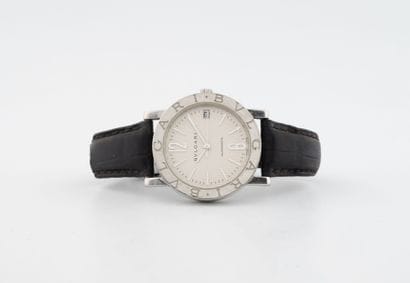 BULGARI
Ladies' wristwatch, round steel case.
Bezel...