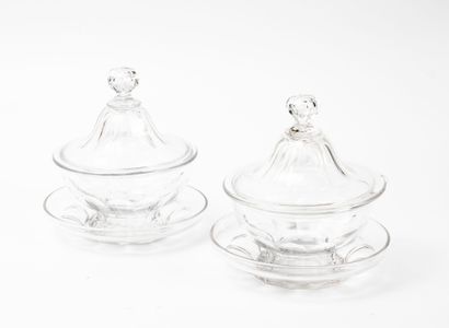Pair of drageoirs.
Cut crystal.
Height 16...