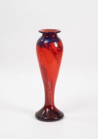 MULLER FRERES LUNEVILLE
Baluster vase.
Orange...