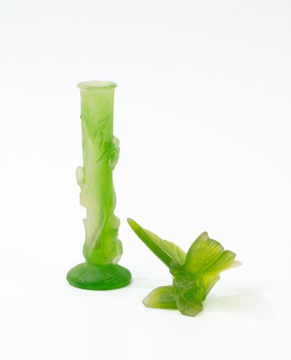 DAUM FRANCE
Tubular vase and butterfly paperweight.
In...