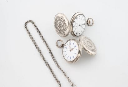 Two silver gusset watches (min. 800):
- One...