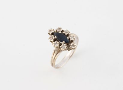 White gold (750) marquise ring set with a...
