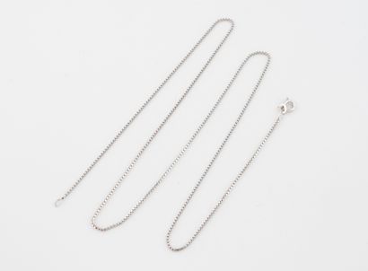 White gold (750) cable-knit necklace.
Spring-ring...