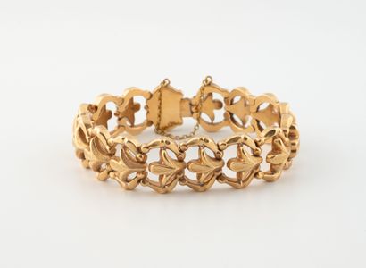 Articulated bracelet in yellow gold (750)...