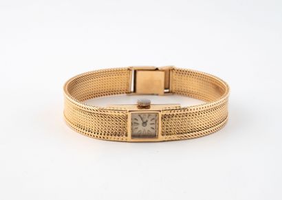 Ladies' wristwatch in yellow gold (750) with...