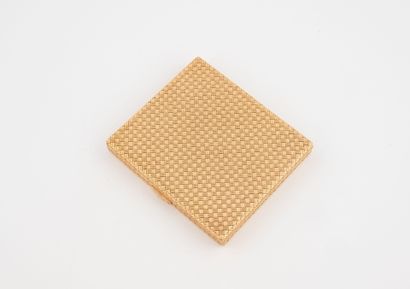 Rectangular poudrier in yellow gold (750)...