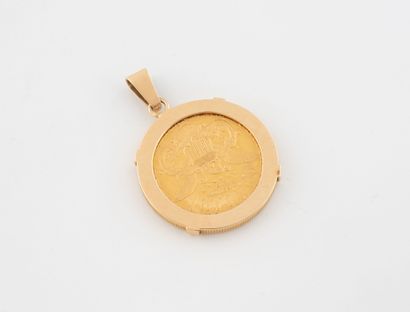 Yellow gold (750) pendant featuring a Liberty...