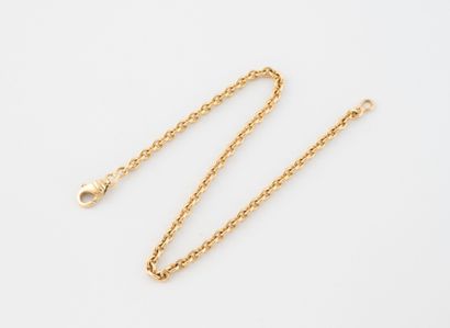 Yellow gold (750) forçat link bracelet.
Spring-ring...