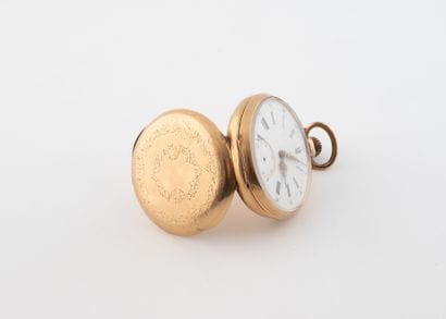 Pocket watch in yellow gold (750). 
White...