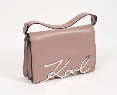 Karl LAGERFELD
Hand or shoulder bag in old...