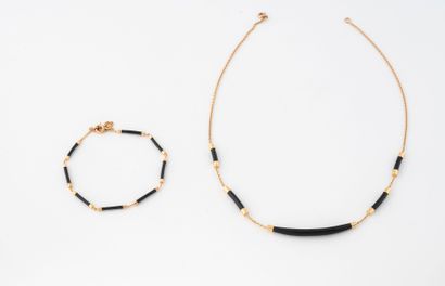 Yellow gold (750) forçat link necklace and...