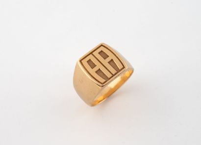 Chevalière in yellow gold (750) with AA engraved...