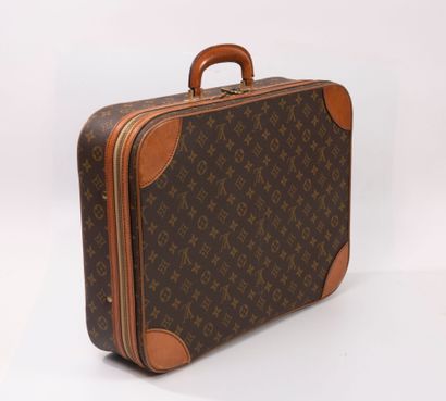 LOUIS VUITTON
Semi-rigid cabin suitcase in...