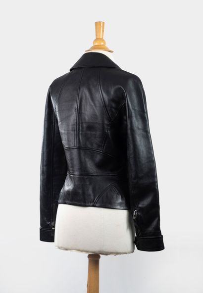 DIOR
Perfecto in lambskin and silk.
Black...