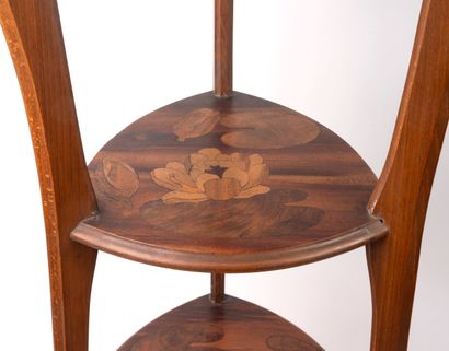 Paul GUTH (1876-1918)
Fruitwood sellette,...
