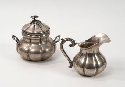 BELGIUM
Milk jug and sugar bowl in silver...
