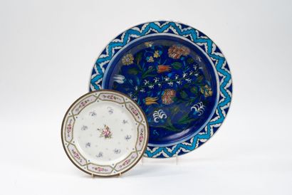 Théodore DECK (1823-1891)
Round earthenware...