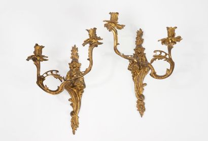 Paire d'appliques à deux bras de lumières...