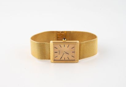 PIAGET
Men's wristwatch in yellow gold (750),...