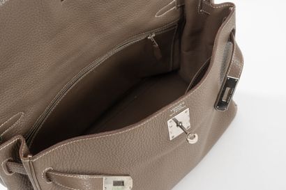 HERMES, Paris 
Kelly bag in clémence étoupe...