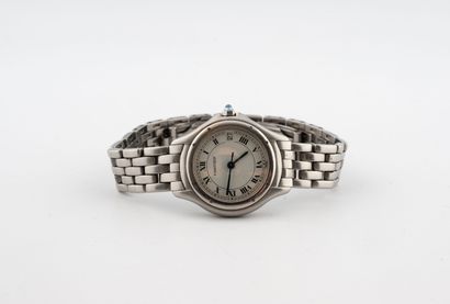 CARTIER
Ladies' wristwatch in steel.
Round...