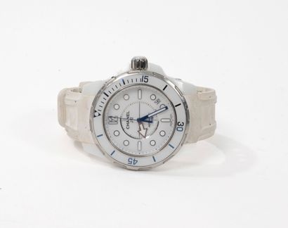 CHANEL J12 Marine
Ceramic and steel watch....