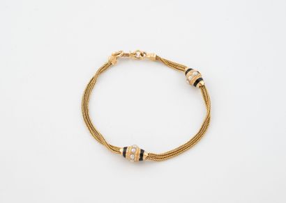 Yellow gold (750) bracelet with two rows...