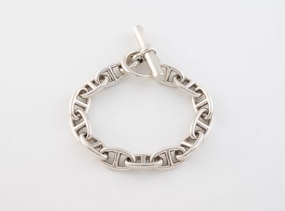In the style of HERMES
Articulated silver...