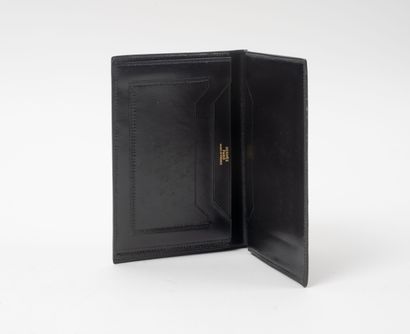 HERMES
Black box wallet. 
Inside with patch...