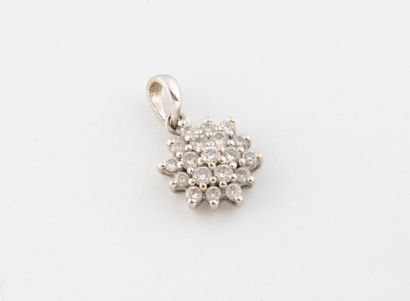 Small white gold (750) pendant paved with...
