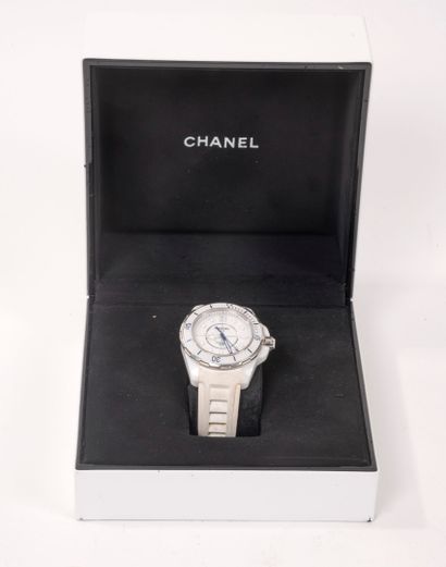 CHANEL J12 Marine
Ceramic and steel watch....