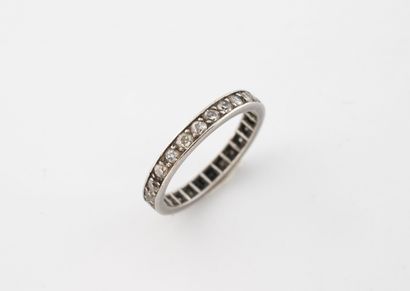 American wedding band in platinum (850) set...