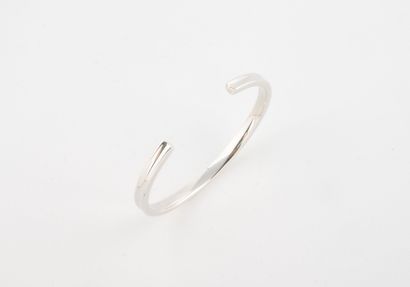 TIFFANY 
Silver (925) open band engraved...