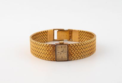 OMEGA 
Ladies' wristwatch in yellow gold...