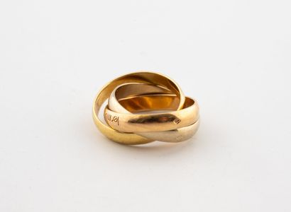 CARTIER MUST Trinity
Three-gold wedding band...