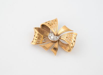 Yellow gold (750) openwork 