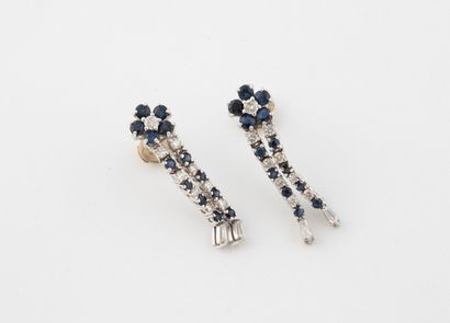 Pair of earrings in white gold (750), featuring...