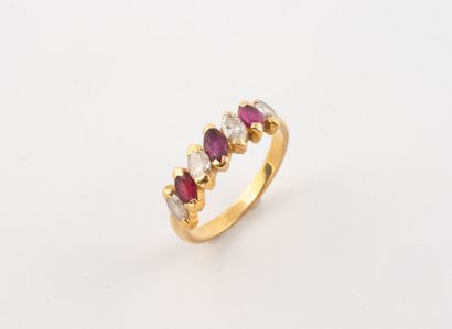 Yellow gold (750) ring partially set with...