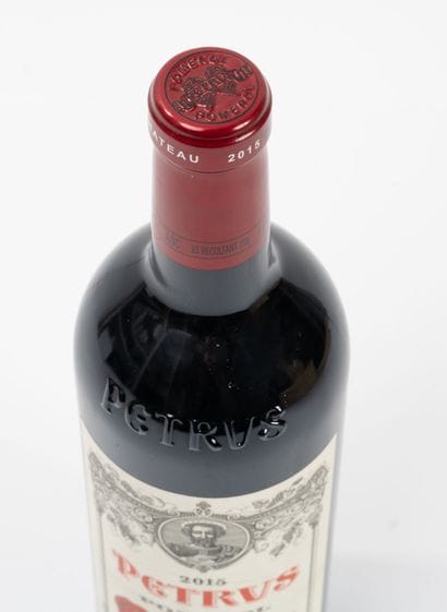 PETRUS
1 bottle, 2015.
Pomerol.
Neck level.
Small...