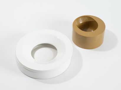 Angelo MANGIAROTTI (1921-2012)
Circular ashtray.
White...